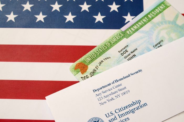 Navigating U.S. Citizenship: A Comprehensive Guide for Globally Mobile Green Card Holders