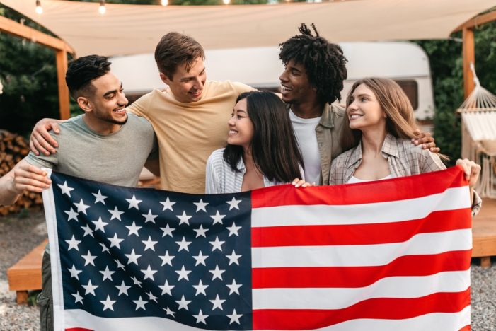 Traveling for Memorial Day Weekend: Weekend Getaway Ideas and Tips
