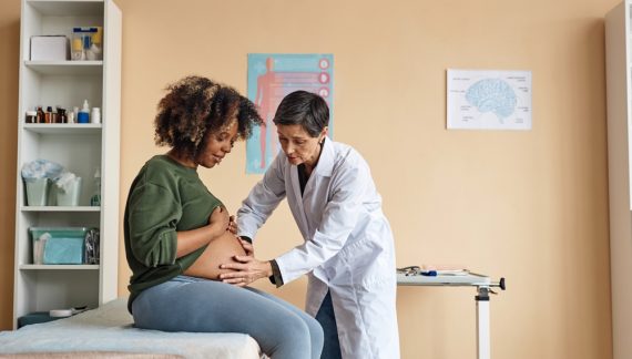 Despite Higher Covid Risk, Pregnant Women Are Now Ineligible for Vaccine
