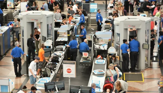 DHS to End ‘Shoes-Off’ Travel Policy