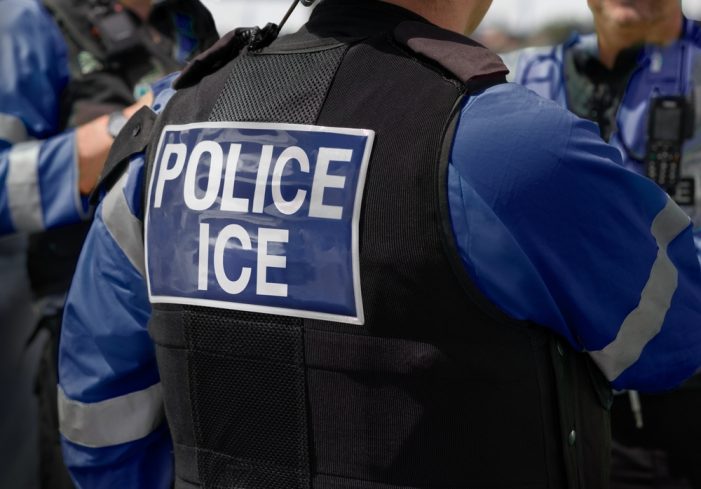 Democrats Introduce VISIBLE Act to Ban ICE Agents from Concealing Identity During Public Operations